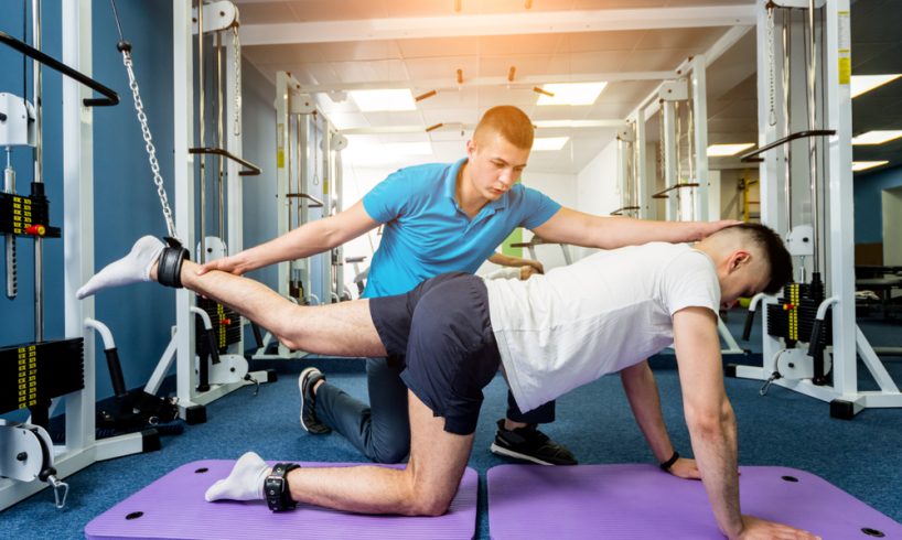 Imagine cu un centru medical modern dedicat reabilitării